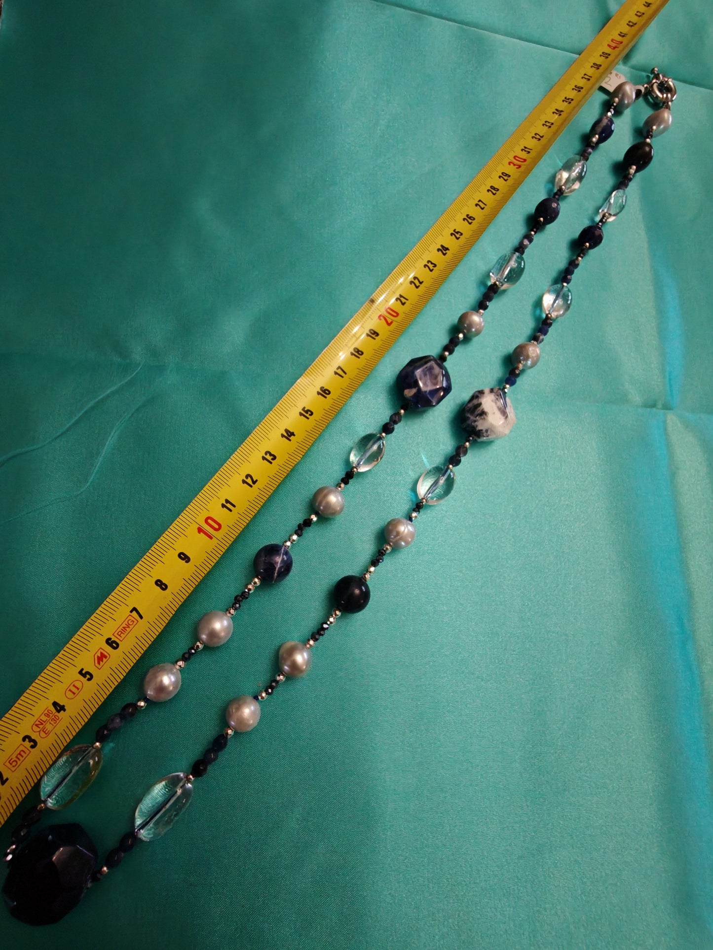 Collana sodalite blu