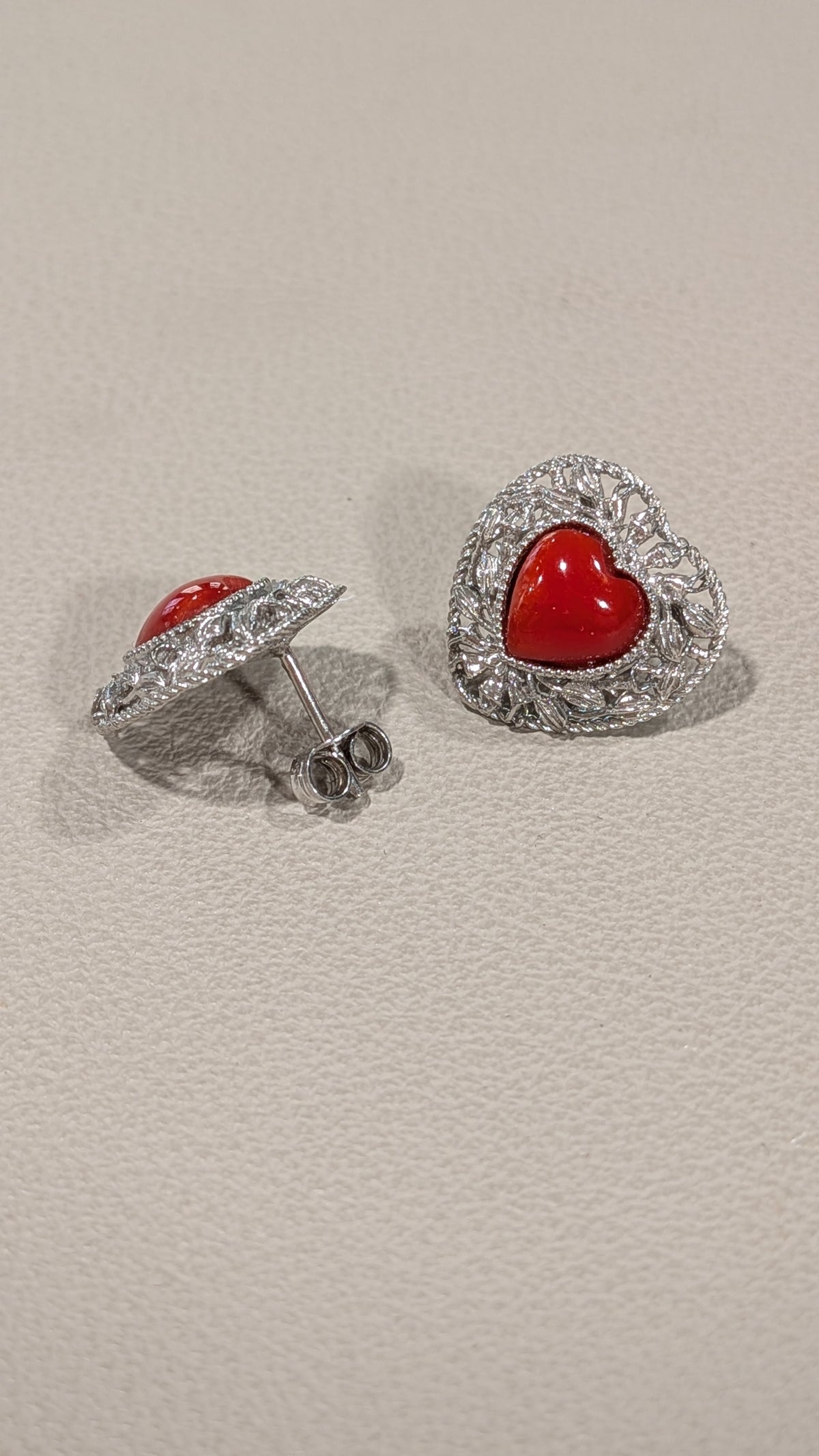 Orecchini corallo a cuore