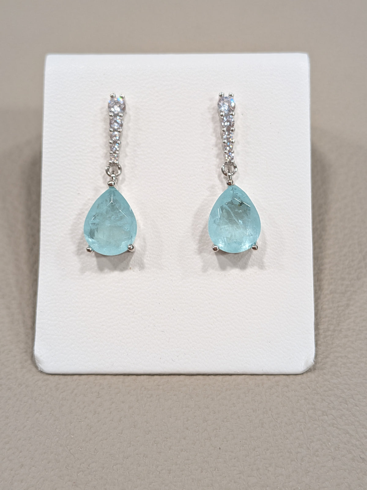 Orecchini pendenti goccia color Tiffany