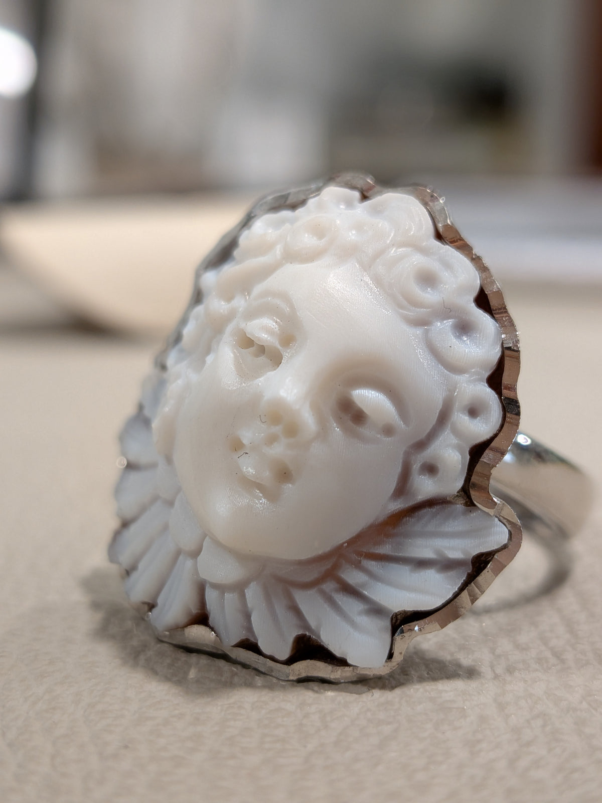 Anello angelo cammeo