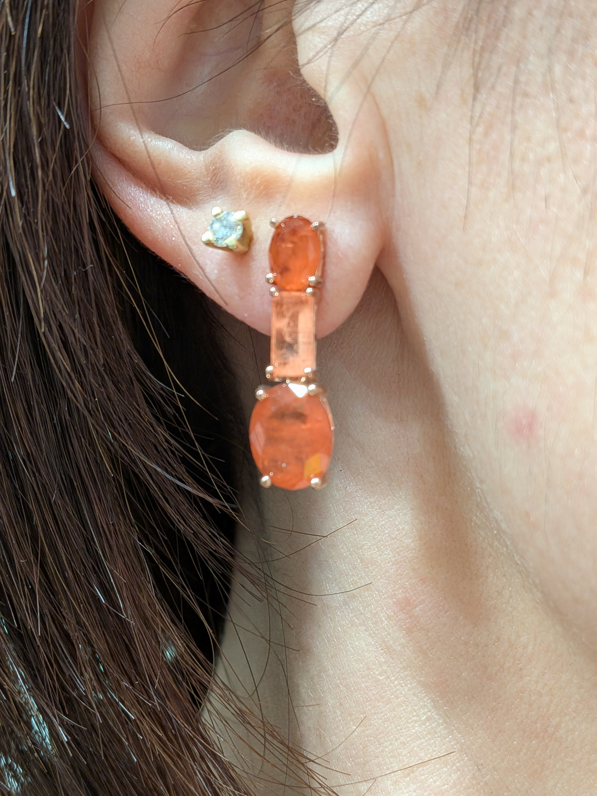 Orecchini pendenti arancio